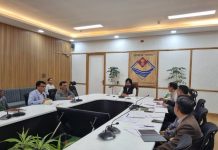 मुख्य सचिव ने पिरूल के क्षेत्र में कार्य कर रहे उद्यमियों के साथ की बैठक