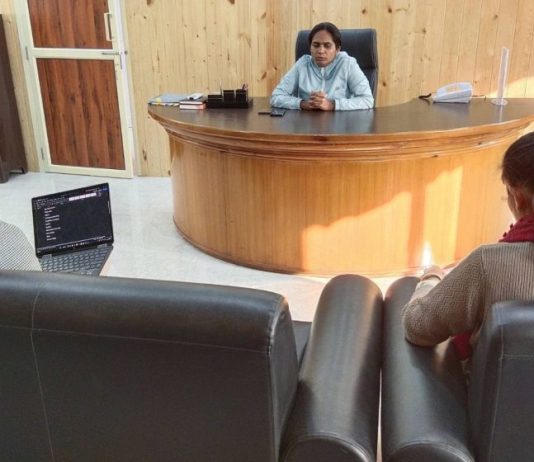 जिलाधिकारी ने की पर्यटक स्थलों को विकसित बनाने की पहल, अधिकारियों को दिए कई निर्देश