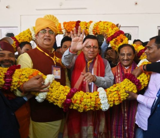 सीएम धामी ने ओबीसी मोर्चे के प्रबुद्धजन सम्मेलन को किया सम्बोधित