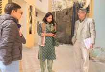 जिलाधिकारी ने बेस चिकित्सालय का किया निरीक्षण