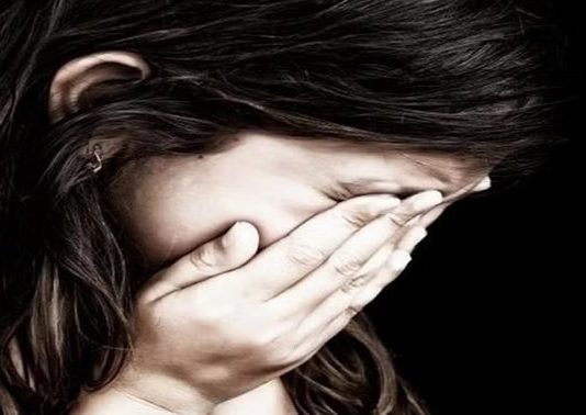 चार साल की बच्ची के साथ दुष्कर्म कर आरोपी हुआ फरार