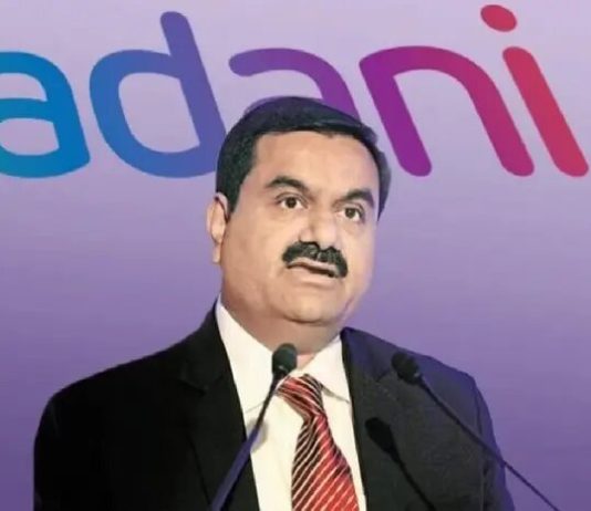 हिंडनबर्ग की रिपोर्ट ने हिलाई गौतम अदाणी की नीव, दुनिया के 20 अमीरों की लिस्ट से हुए बाहर