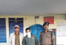 4 पेटी अवैध अंग्रेजी शराब के साथ कोतवाली पौड़ी पुलिस ने एक अभियुक्त को किया गिरफ्तार