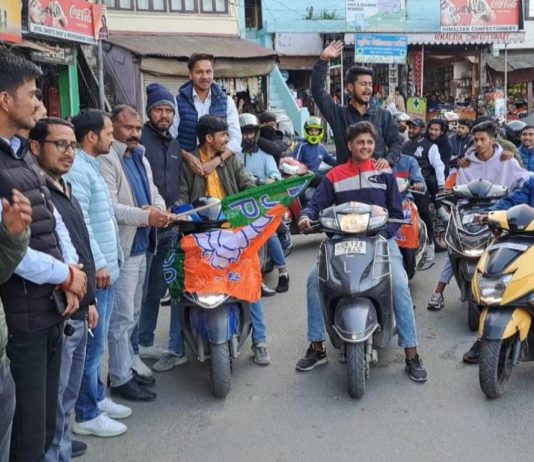 भाजयुमो ने नकल विरोधी कानून लागू करने पर शहर में बाइक रैली निकाल सरकार का जताया आभार