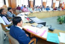 अप्रैल, मई व जून में रोस्टरवार तहसील दिवस का होगा आयोजन: जिलाधिकारी मयूर दीक्षित