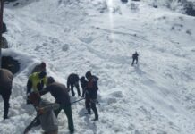 मार्च माह तक पूरी करले चार धाम यात्रा को लेकर पूरी तैयारियां: जिलाधिकारी मयूर दीक्षित