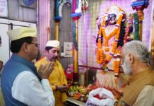 सीएम धामी ने कालिका माता मंदिर में की पूजा-अर्चना