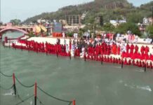 वैदिक परंपराओ के साथ शुरू हुआ बाबा रामदेव का युवा सन्यासी बनाने का कार्यक्रम