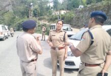 वरिष्ठ पुलिस अधीक्षक श्वेता चौबे ने चार धाम यात्रा मार्ग का किया निरीक्षण, अधीनस्थ कार्मिकों को दिए आवश्यक दिशा निर्देश