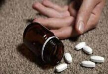 विषाक्त पदार्थ खाने से युवक युवती बेहोश