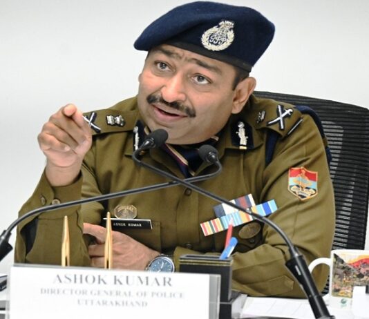 हिमस्खलन और बर्फबारी की चेतावनी के चलते ऐक्शन में डीजीपी