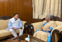 सीएम धामी ने केन्द्रीय वित्त मंत्री से की मुलाकात