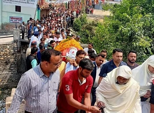 काबीना मंत्री चंदन दास पंचतत्व में हुए विलीन