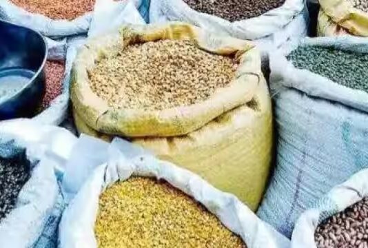 खाघ सुरक्षा विभाग ने की खाघ पदार्थो की सैम्पलिंग