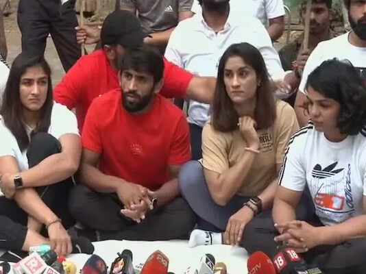 पहलवानों की याचिका पर सुप्रीम कोर्ट ने दिल्ली पुलिस को भेजा नोटिस