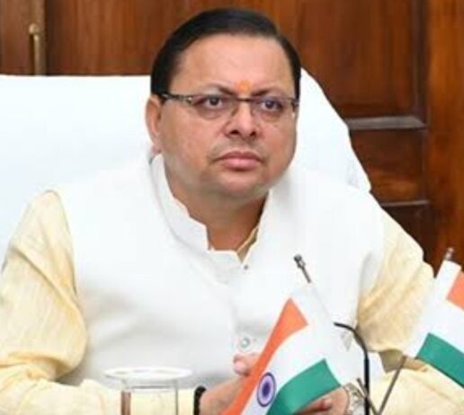 नीति आयोग की बैठक के लिए दिल्ली पहुंचे सीएम धामी