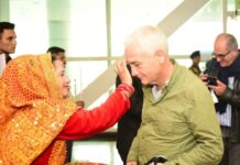 जी-20 बैठक के लिए पहुँचने लगे विदेशी मेहमान