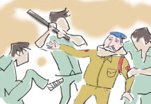 अपहृत युवती को बचाने गई टीम को बंधक बनाकर पीटा