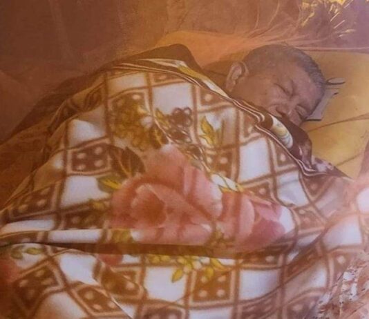 किसानों के बकाया भुगतान को लेकर धरने पर बैठे हरीश रावत,मच्छरदानी में काटी रात