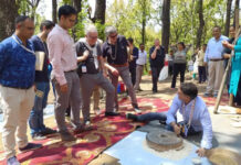 जी-20 के सदस्य देशों के 20 प्रतिनिधियों ने ऑणी गांव का भ्रमण किया