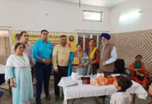 मदर्स डे पर उत्कृष्ट कार्य करने वाली 37 महिलाएं हुई सम्मानित