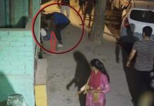 लोगों के सामने की नाबालिग की बेरहमी से हत्या