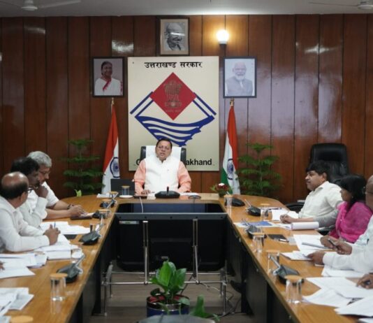 मुख्यमंत्री ने की ऊर्जा विभाग की समीक्षा