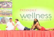 अंतराष्ट्रीय योग दिवसः सीएम धामी और बाबा रामदेव ने किया योग