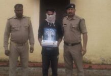 तमंचे पर डिस्को करना युवक को पड़ा भारी, गिरफ्तार