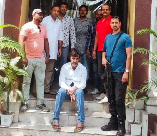 बर्खास्त सिपाही बांग्लादेश बॉर्डर से गिरफ्तार, लाखों की धोखाधड़ी को दिया था अंजाम
