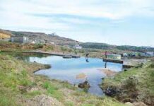 नदियों के अस्तित्व पर गहरा रहे संकट के बादल