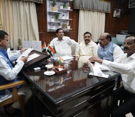 कांग्रेस के प्रतिनिधिमण्डल ने सीएम धामी से अतिक्रमण अभियान पर रोक लगाने की मांग की