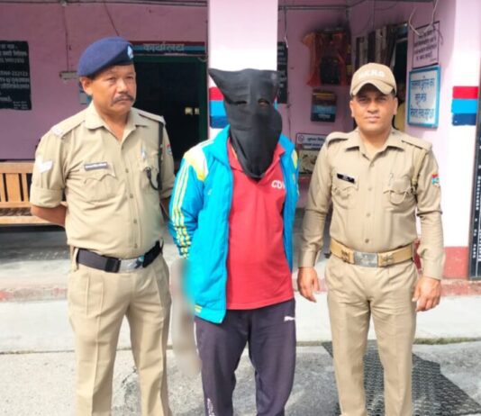 दो दशक पूर्व पुलिस अभिरक्षा से फरार 25 हजार का ईनामी गिरफ्तार