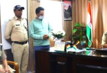 पांच करोड़ का गबन करने वाला 25 हजार का इनामी गिरफ्तार