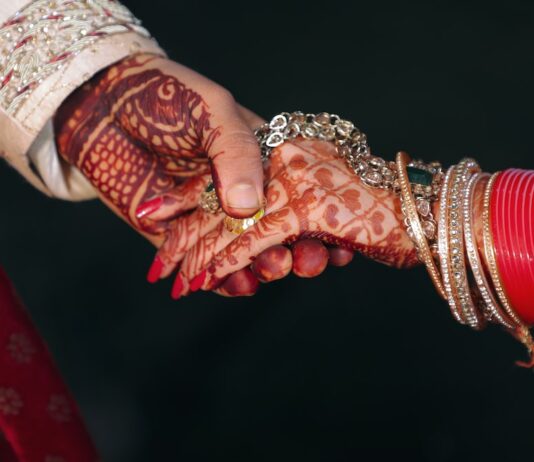 दहेज में कार न मिलने पर शादी से किया इनकार