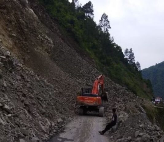 तीन स्टेट हाईवे समेत प्रदेश की 43 सड़कें बंद