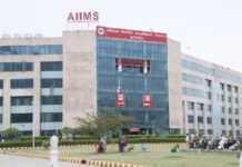 एम्स गेट पर लोगों पर लाठियों से हमला, सुरक्षा कर्मियों के खिलाफ मुकदमा दर्ज