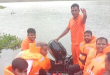 पुलिस और एसडीआरएफ ने दो कांवड़ियों को डूबने से बचाया