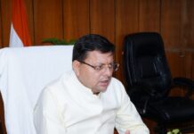 सीएम धामी ने बाढ़ से प्रभावित इलाकों का किया दौरा