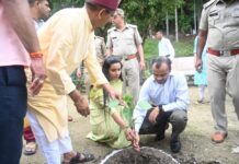 जन क्रांति नायक श्रीदेव सुमन की पुण्यतिथि किया वृक्षारोपण