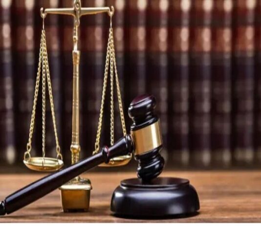 चमोली के जिला एवं सत्र न्यायाधीश धनंजय चतुर्वेदी निलंबित