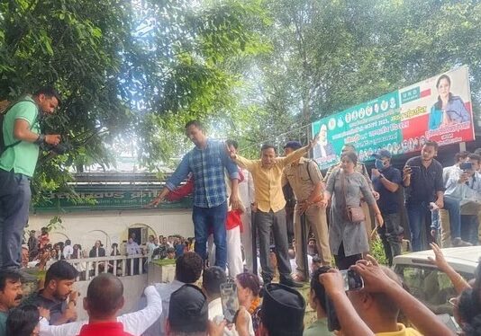 यूकेडी कार्यालय में जमकर बवाल,पुलिस बल तैनात