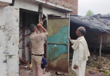 पटवारी पेपर लीकः हरिद्वार पुलिस ने की यूपी में आरोपी के घर पर कुर्की की कार्रवाई