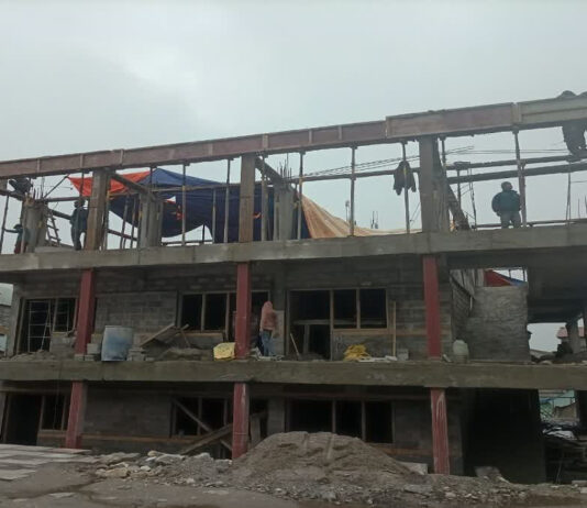 केदारनाथ मंदिर के शिखर से अधिक ऊंचे बन रहे भवनों का विरोध