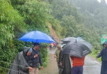 मसूरी-धनोल्टी मार्ग पर लैडस्लाइड