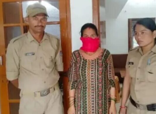 डाॅक्टर दंपति के घर से रूपए चुरा-चुरा कर नौकरानी बनी लखपति, गिरफ्तार