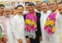 अंतिम दिन कांग्रेस प्रत्याशी बसंत कुमार सहित सपा व यूकेडी प्रत्याशी ने भी किया नामांकन