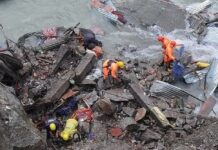 खराब मौसम के कारण सीएम का गौरीकुंड दौरा रद्द,लापता 17 लोगों की तलाश जारी