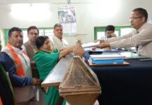 बागेश्वर: भाजपा प्रत्याशी पार्वती दास ने भरा नामांकन पत्र, सीएम धामी ने किया जनसभा को सम्बोधित