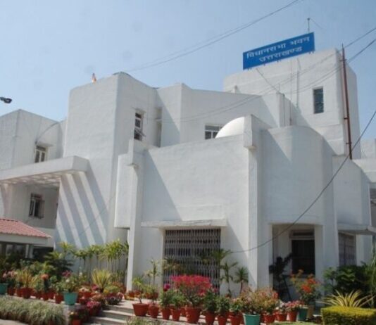 विधानसभा सत्र गैरसैंण सत्र के दौरान कांग्रेस विधायकों का हुआ निलंबन बापस